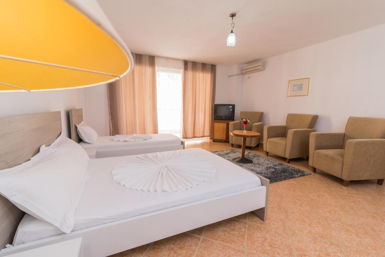 Rafaelo Resort Shëngjin Εξωτερικό φωτογραφία